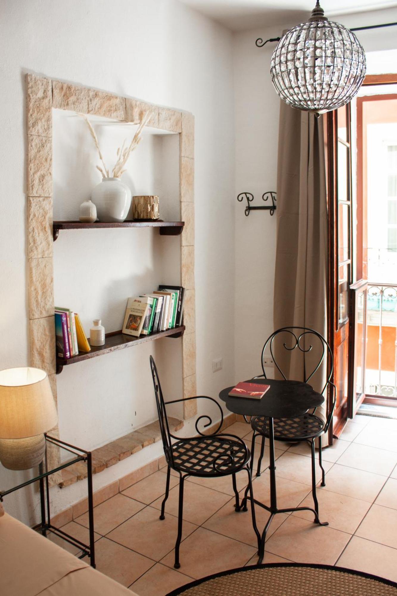 Castello'S Rooms Cagliari Luaran gambar